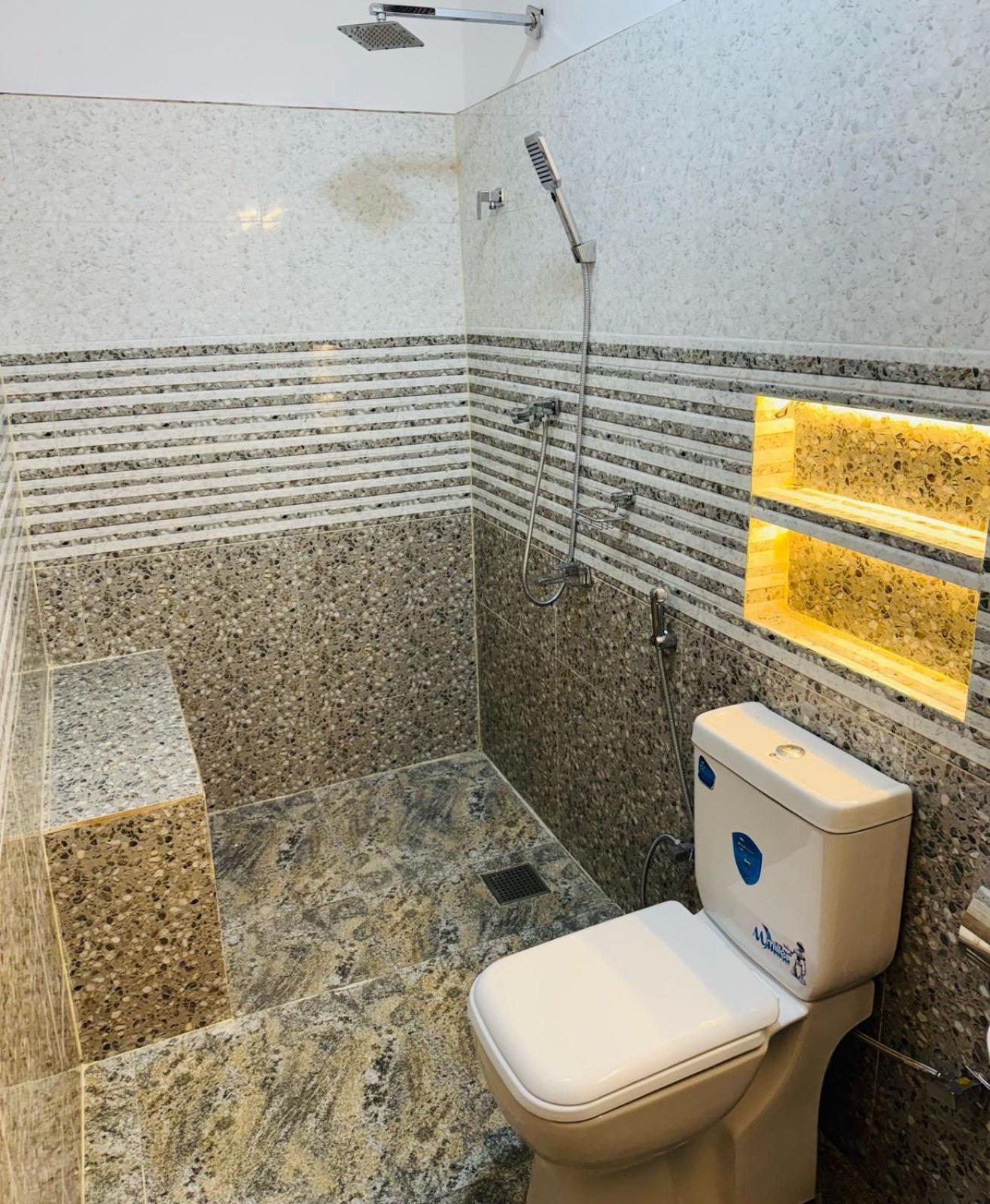 Wave Hotel